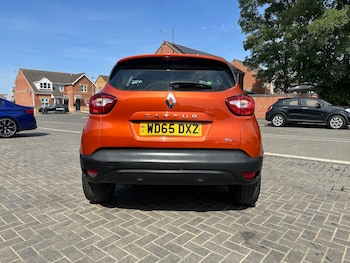 Used Renault Captur 2015 for sale - 79488775: Photo