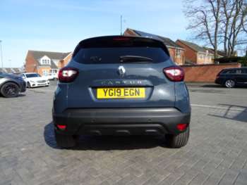 Used Renault Captur 2019 for sale - 74300199: Photo