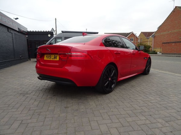 Used Jaguar XE 2019 for sale - 76266351: Photo 3