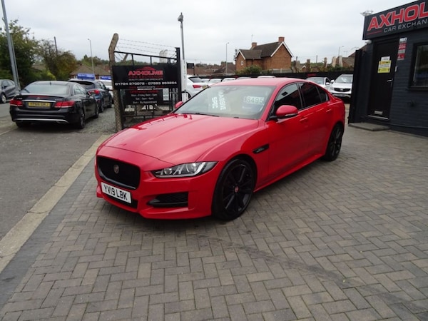 Used Jaguar XE 2019 for sale - 76266351: Photo 7