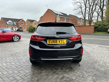 Used Ford Fiesta 2018 for sale - 78190805: Photo