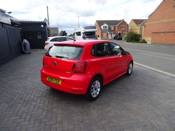 Used Volkswagen Polo 2015 for sale - 75895812: Photo