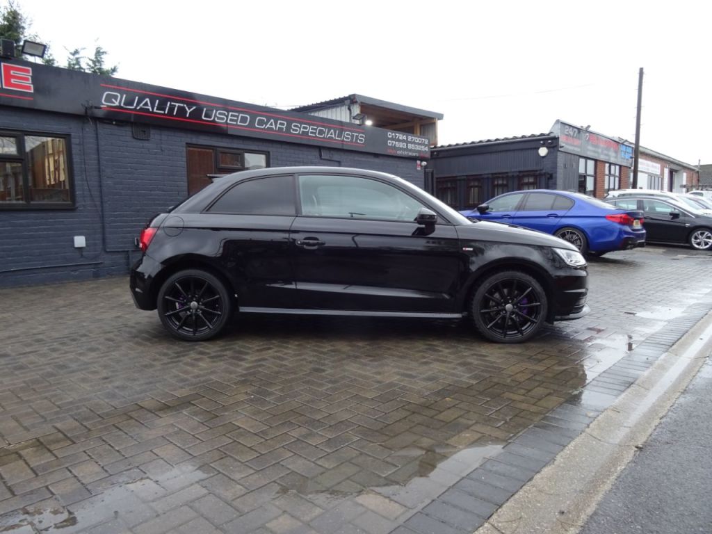Used Audi A1 2018 for sale - 76546088: Photo 2