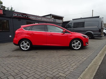 Used Ford Focus 2015 for sale - 76255834: Photo 2