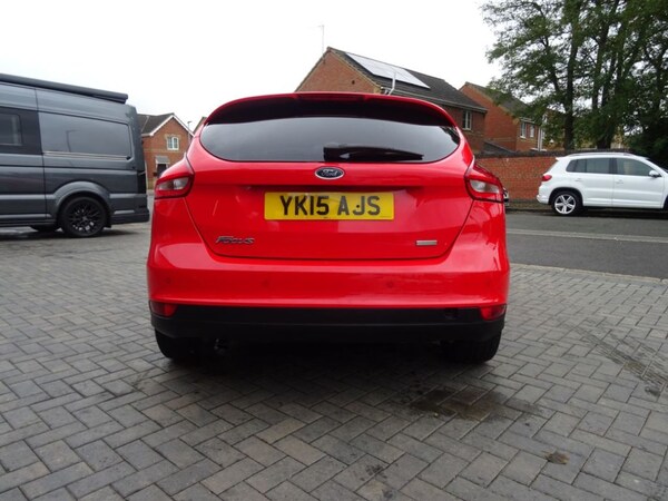 Used Ford Focus 2015 for sale - 76255834: Photo 4