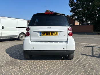 Used smart fortwo 2009 for sale - 79205615: Photo