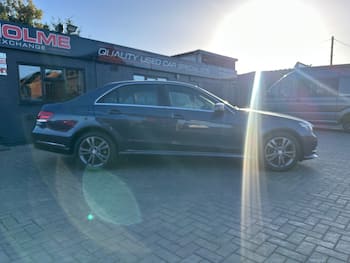 Used Mercedes-Benz E Class 2015 for sale - 79653815: Photo