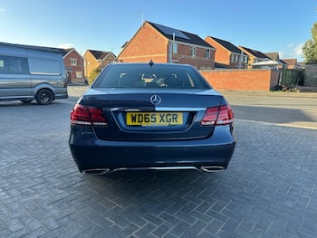 Used Mercedes-Benz E Class 2015 for sale - 79653815: Photo