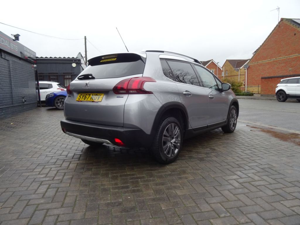 Used Peugeot 2008 2017 for sale - 76546099: Photo 3