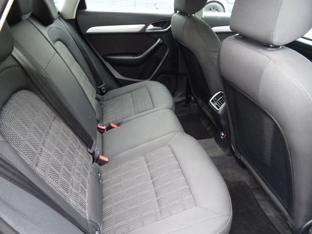 Used Audi Q3 2018 for sale - 76279334: Photo 10