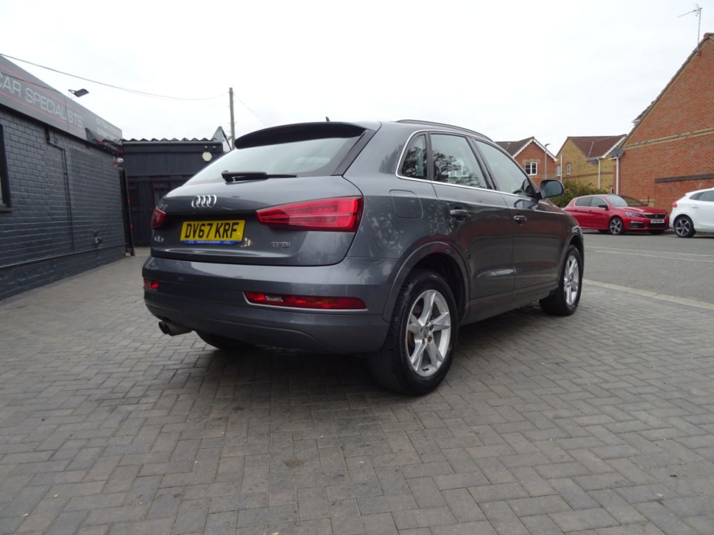 Used Audi Q3 2018 for sale - 76279334: Photo 3