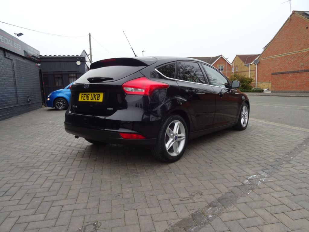 Used Ford Focus 2016 for sale - 76416387: Photo 3