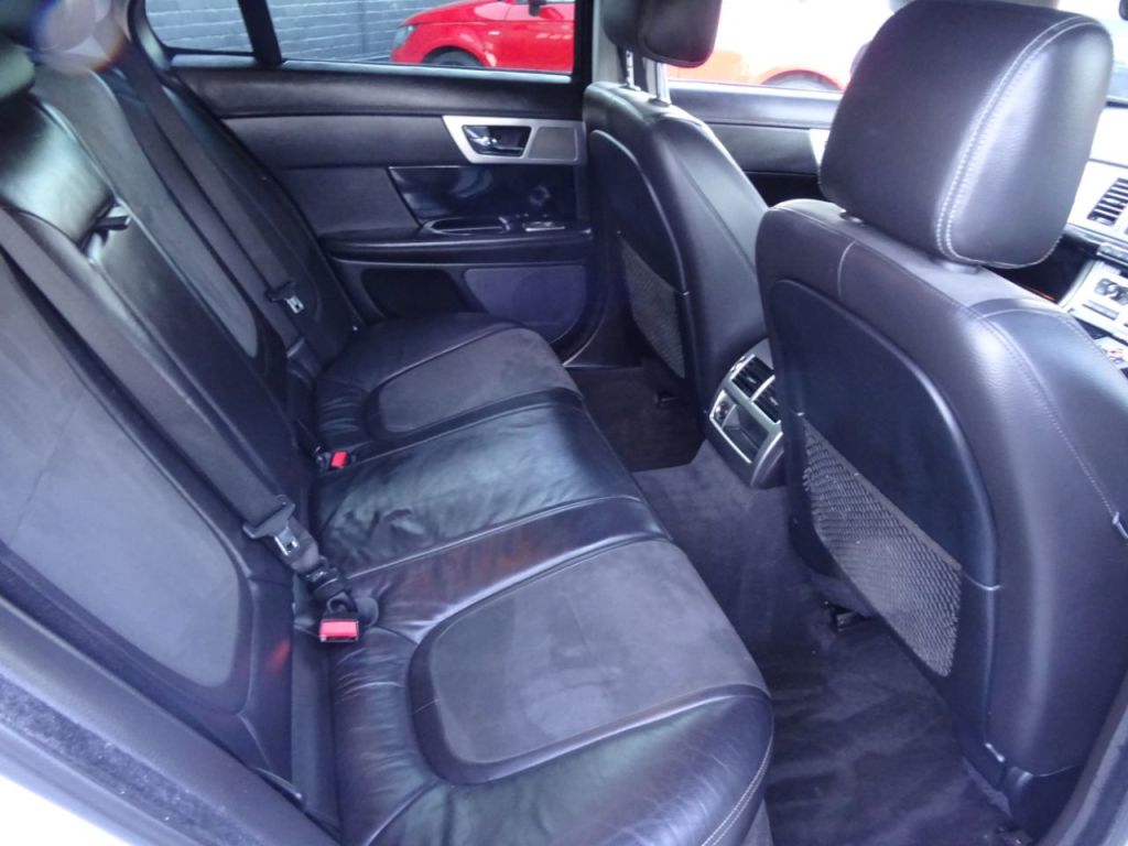 Used Jaguar XF 2012 for sale - 76782837: Photo 10