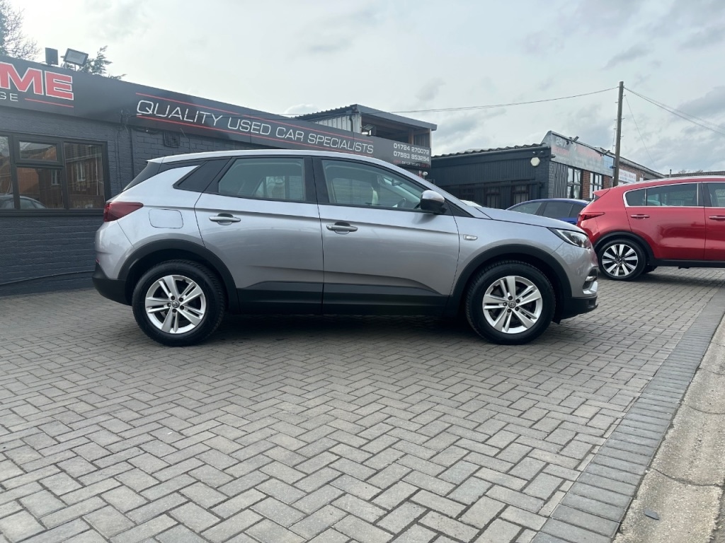 Used Vauxhall Grandland X 2018 for sale - 77463286: Photo 2
