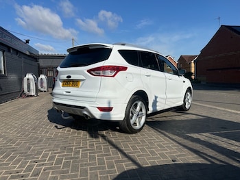 Used Ford Kuga 2015 for sale - 79058079: Photo