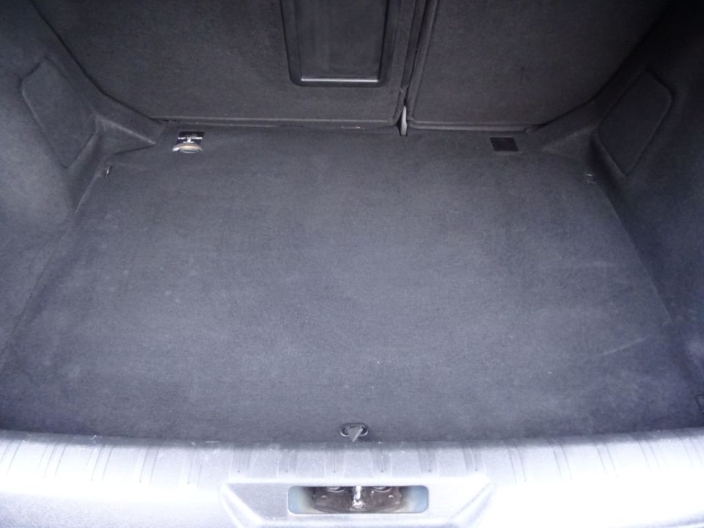 Used Peugeot 308 2016 for sale - 77207312: Photo 11