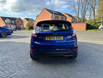 Used Ford Fiesta 2017 for sale - 78106060: Photo