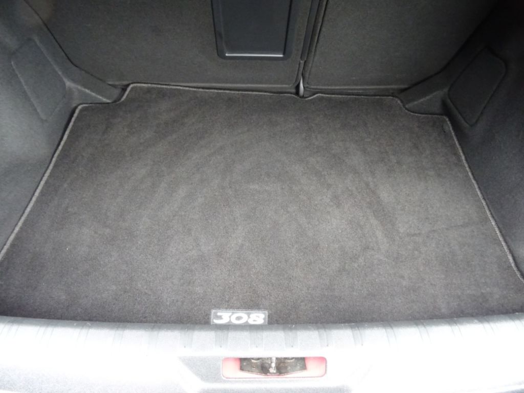 Used Peugeot 308 2014 for sale - 76428961: Photo 11