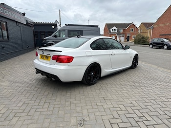 Used BMW 3 Series 2011 for sale - 77774927: Photo