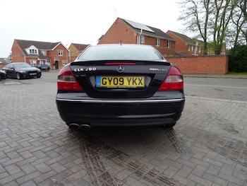 Used Mercedes-Benz CLK 2009 for sale - 76416389: Photo