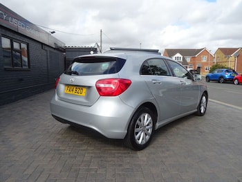 Used Mercedes-Benz A-Class 2014 for sale - 75692696: Photo
