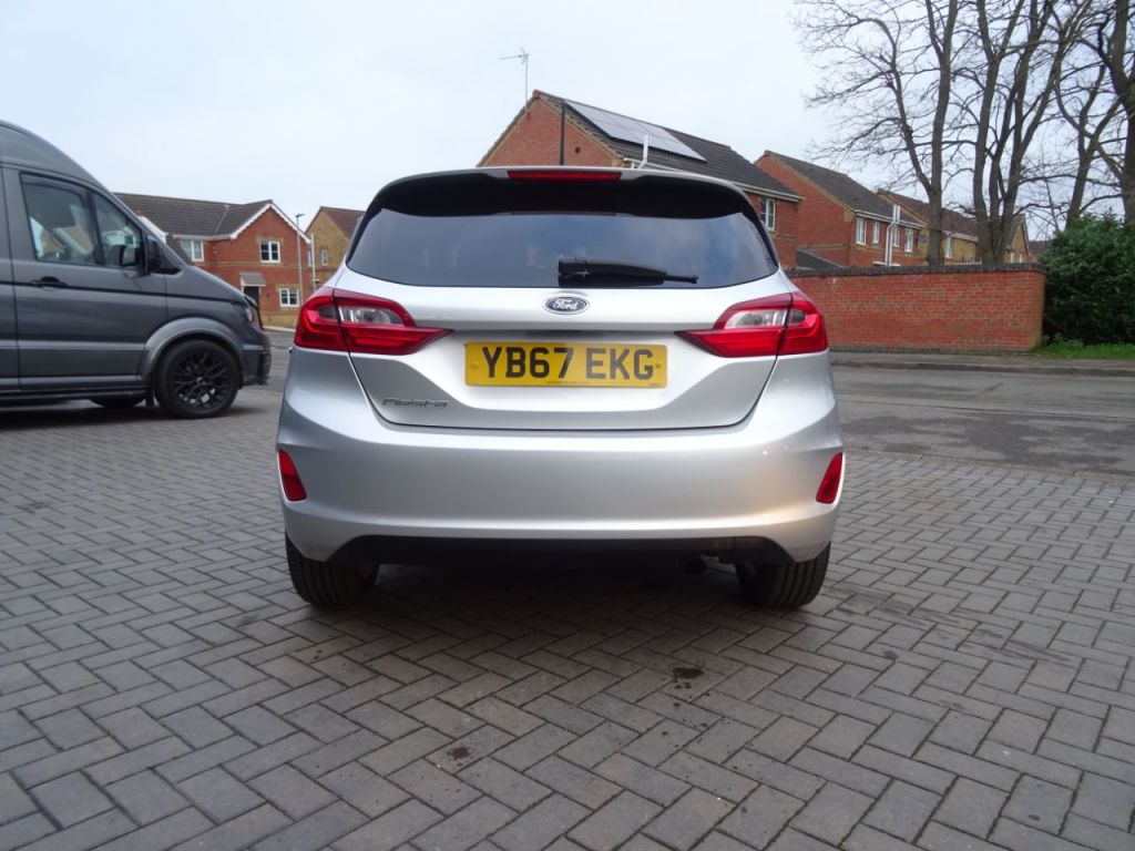 Used Ford Fiesta 2017 for sale - 77287287: Photo 4