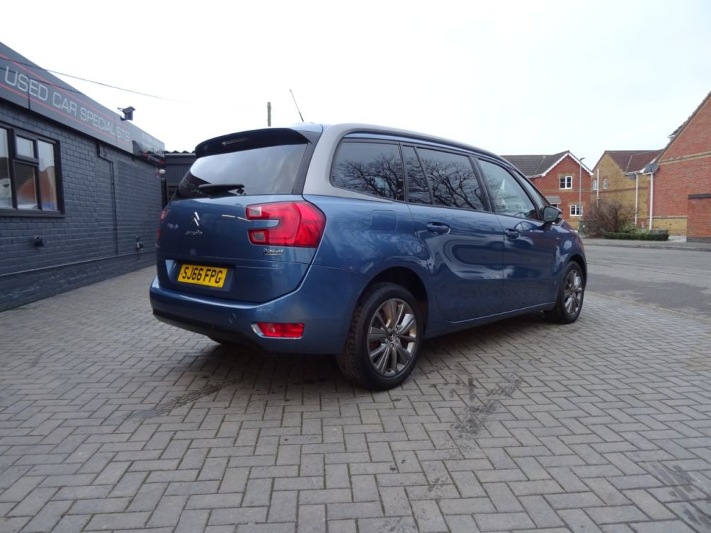 Used Citroen C4 Grand Picasso 2016 for sale - 77368131: Photo 3