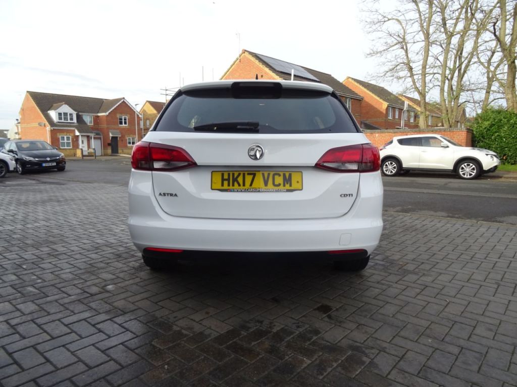 Used Vauxhall Astra 2017 for sale - 76710673: Photo 4