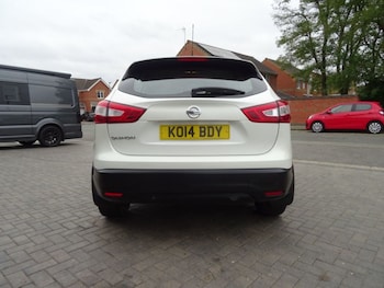 Used Nissan Qashqai 2014 for sale - 76287071: Photo 4