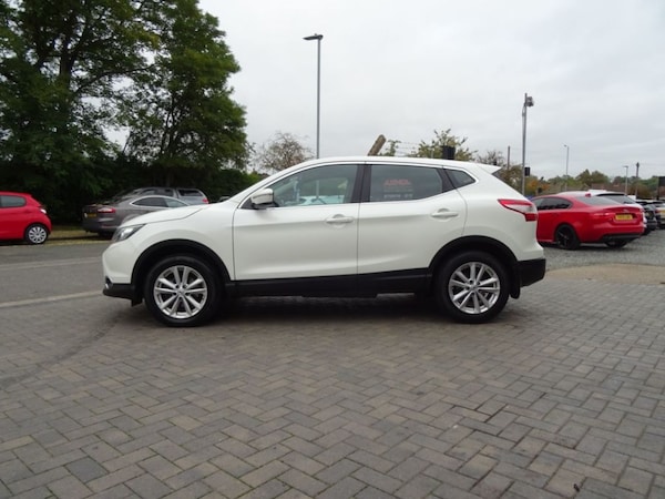 Used Nissan Qashqai 2014 for sale - 76287071: Photo 6