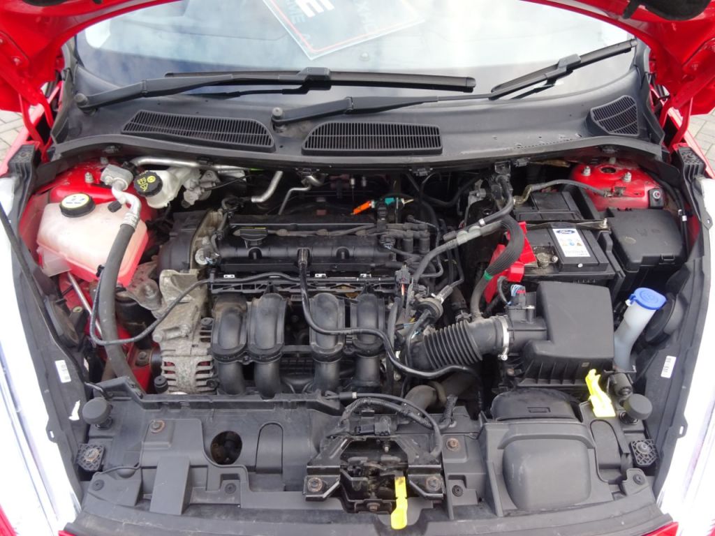 Used Ford Fiesta 2014 for sale - 76469400: Photo 12