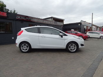 Used Ford Fiesta 2013 for sale - 76197150: Photo 2