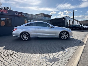 Used Mercedes-Benz E Class 2009 for sale - 78190800: Photo