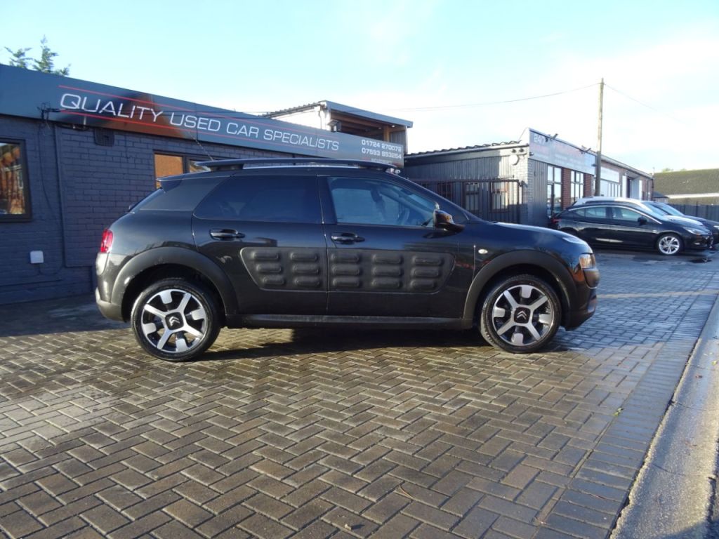Used Citroen C4 Cactus 2016 for sale - 76517876: Photo 2
