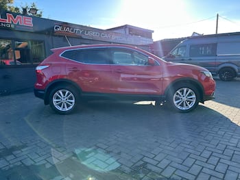 Used Nissan Qashqai 2014 for sale - 79653812: Photo