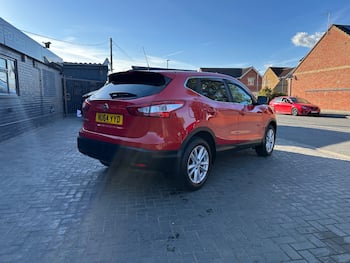 Used Nissan Qashqai 2014 for sale - 79653812: Photo