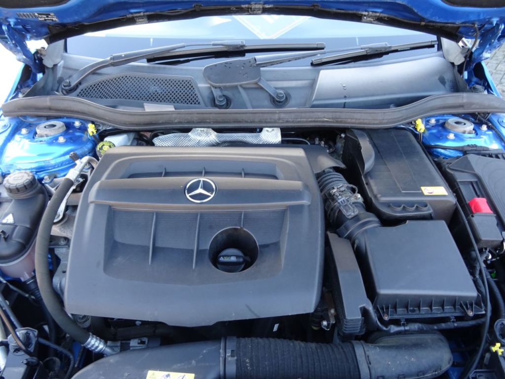 Used Mercedes-Benz A-Class 2015 for sale - 77006602: Photo 12