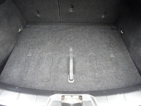 Used Volvo V40 2014 for sale - 76303125: Photo 11