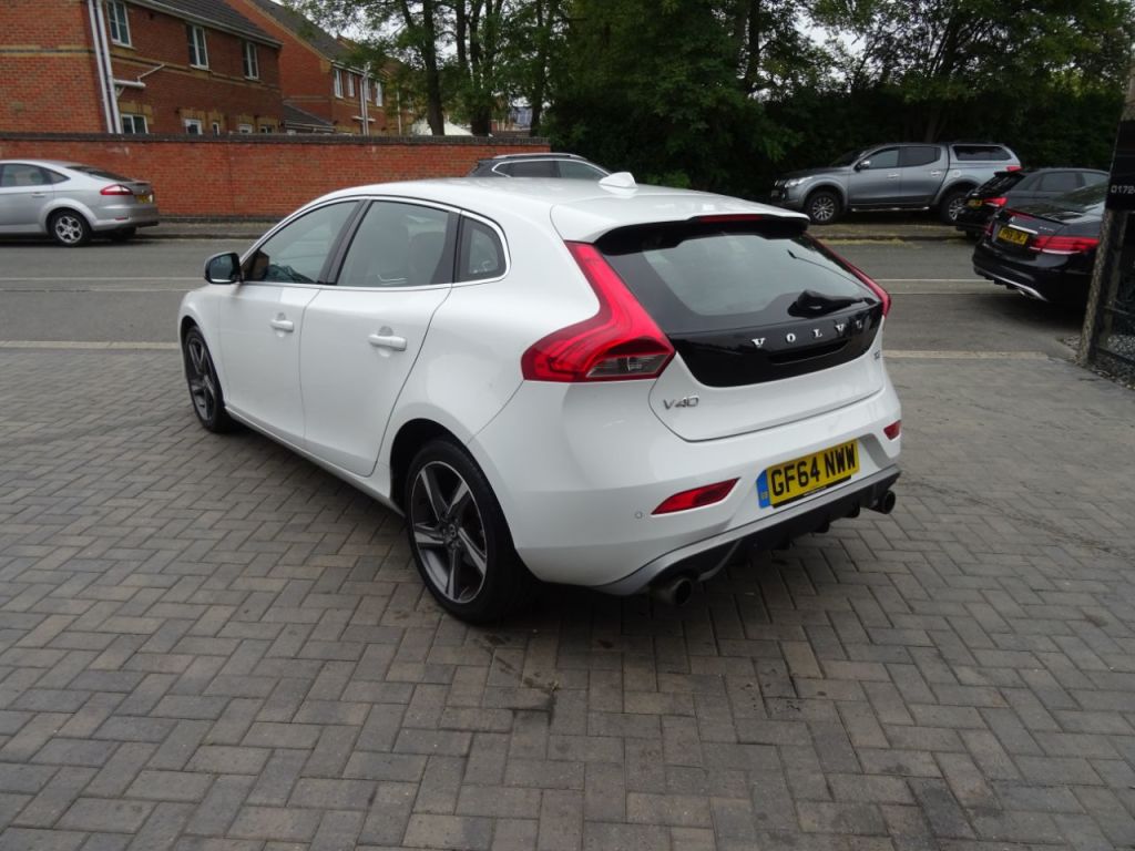 Used Volvo V40 2014 for sale - 76303125: Photo 5