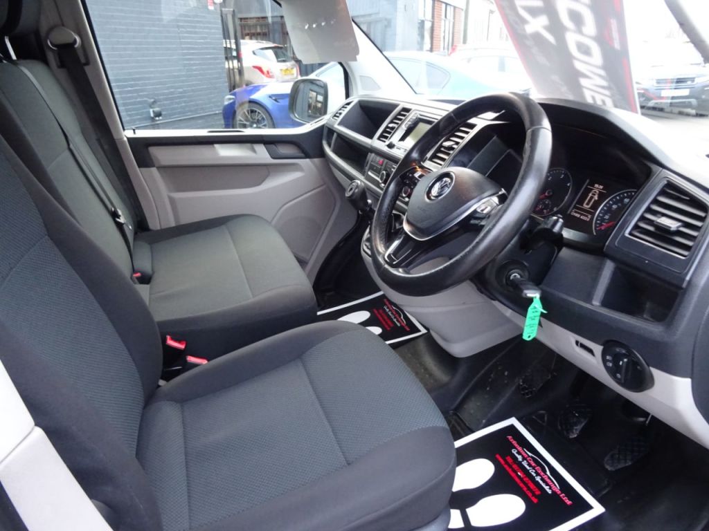 Used Volkswagen Transporter 2016 for sale - 77226262: Photo 9