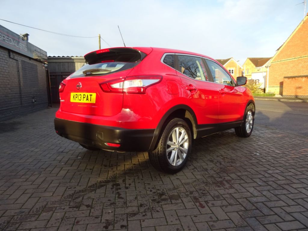 Used Nissan Qashqai 2015 for sale - 76836134: Photo 3