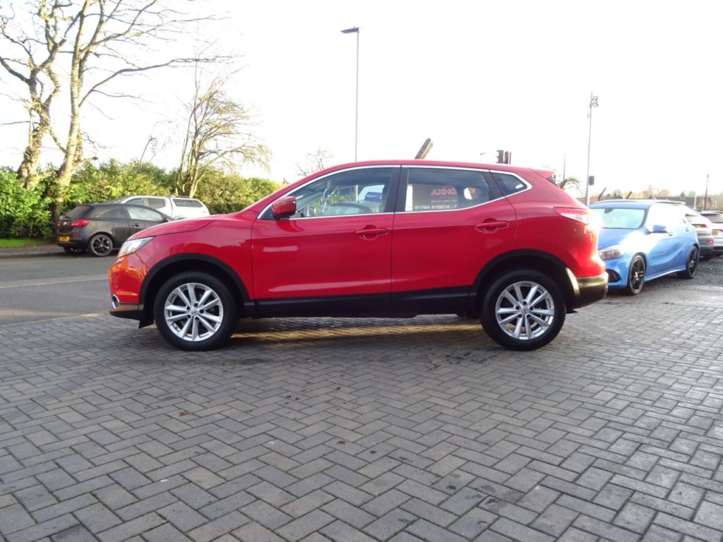 Used Nissan Qashqai 2015 for sale - 76836134: Photo 6