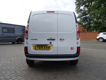 Used Nissan NV250 2020 for sale - 75661749: Photo
