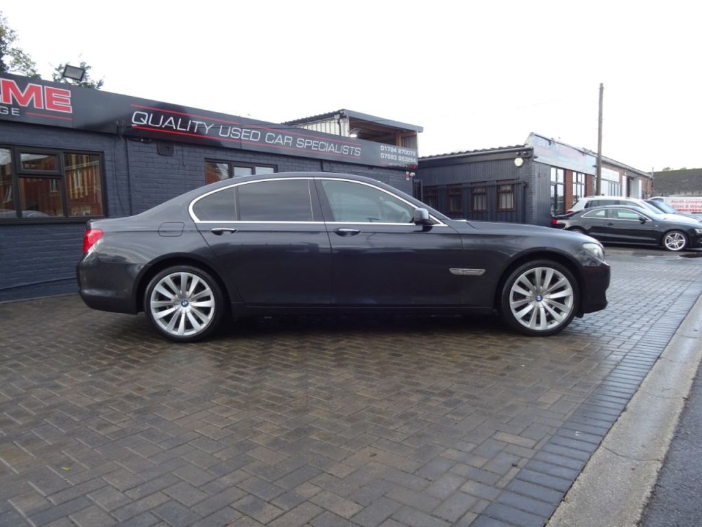 Used BMW 7 Series 2011 for sale - 76453760: Photo 2