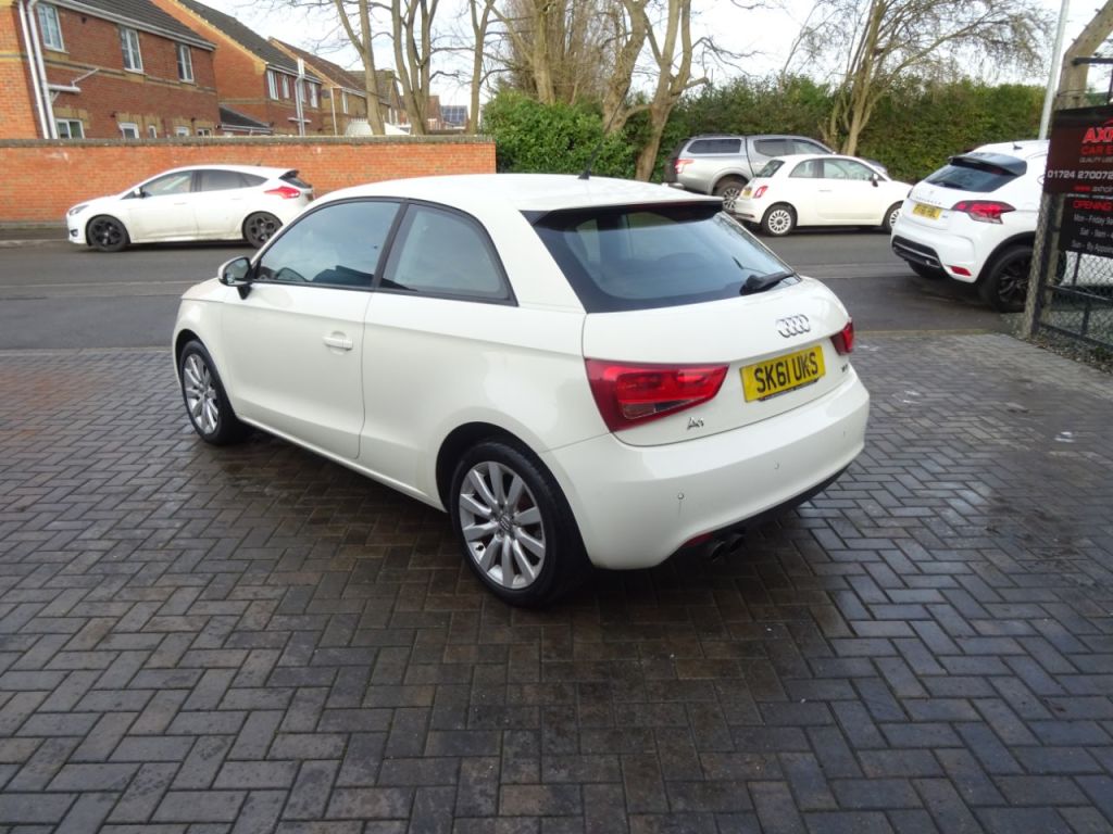 Used Audi A1 2011 for sale - 77200633: Photo 5