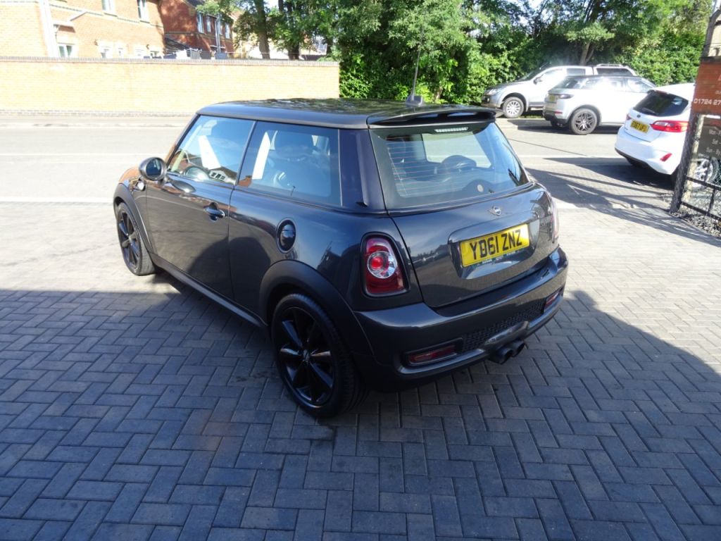 Used MINI Hatch 2011 for sale - 76068196: Photo 6