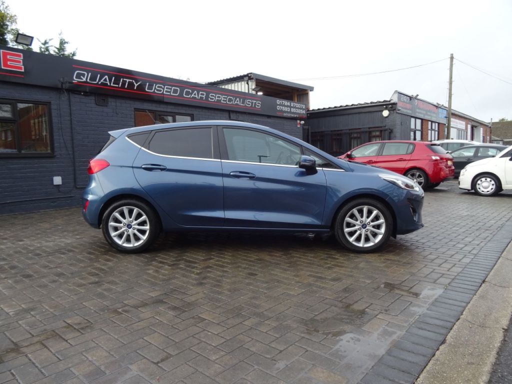 Used Ford Fiesta 2020 for sale - 76428964: Photo 2