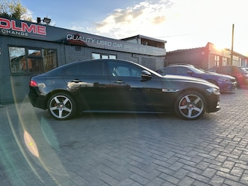 Used Jaguar XE 2018 for sale - 78236455: Photo