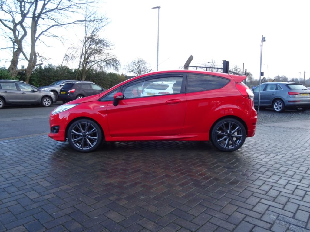 Used Ford Fiesta 2017 for sale - 77207311: Photo 6