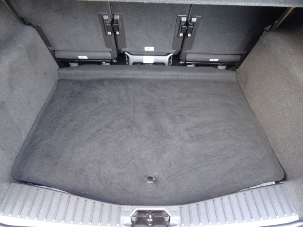 Used Ford C-Max 2017 for sale - 77368116: Photo 11